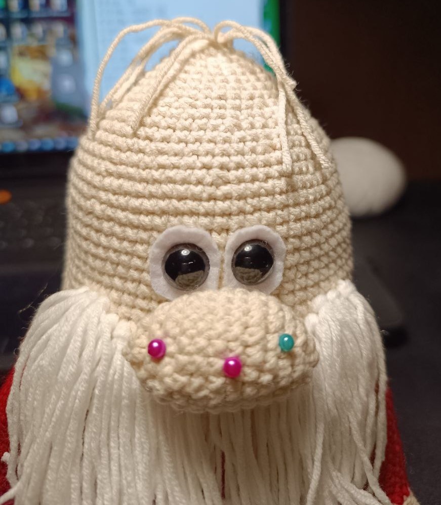 фото 2 голова и пришиваю носик