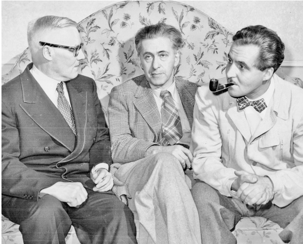 Галактионов, Эренбург и Симонов в Торонто, Канада, 13 июня 1946 года. Источник: Dina Fainberg Cold War correspondents. Baltimore, 2021. P. 28