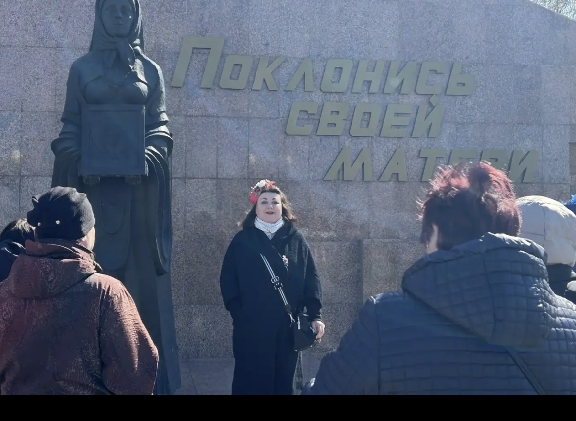 Провожу экскурсию 