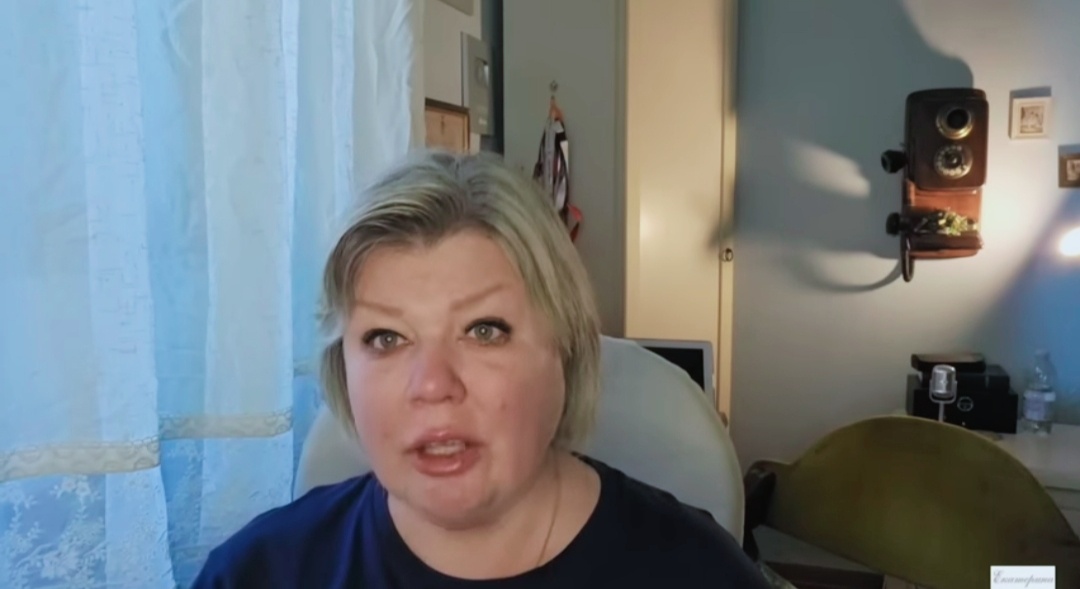 Скриншот из видео. Екатерина. 