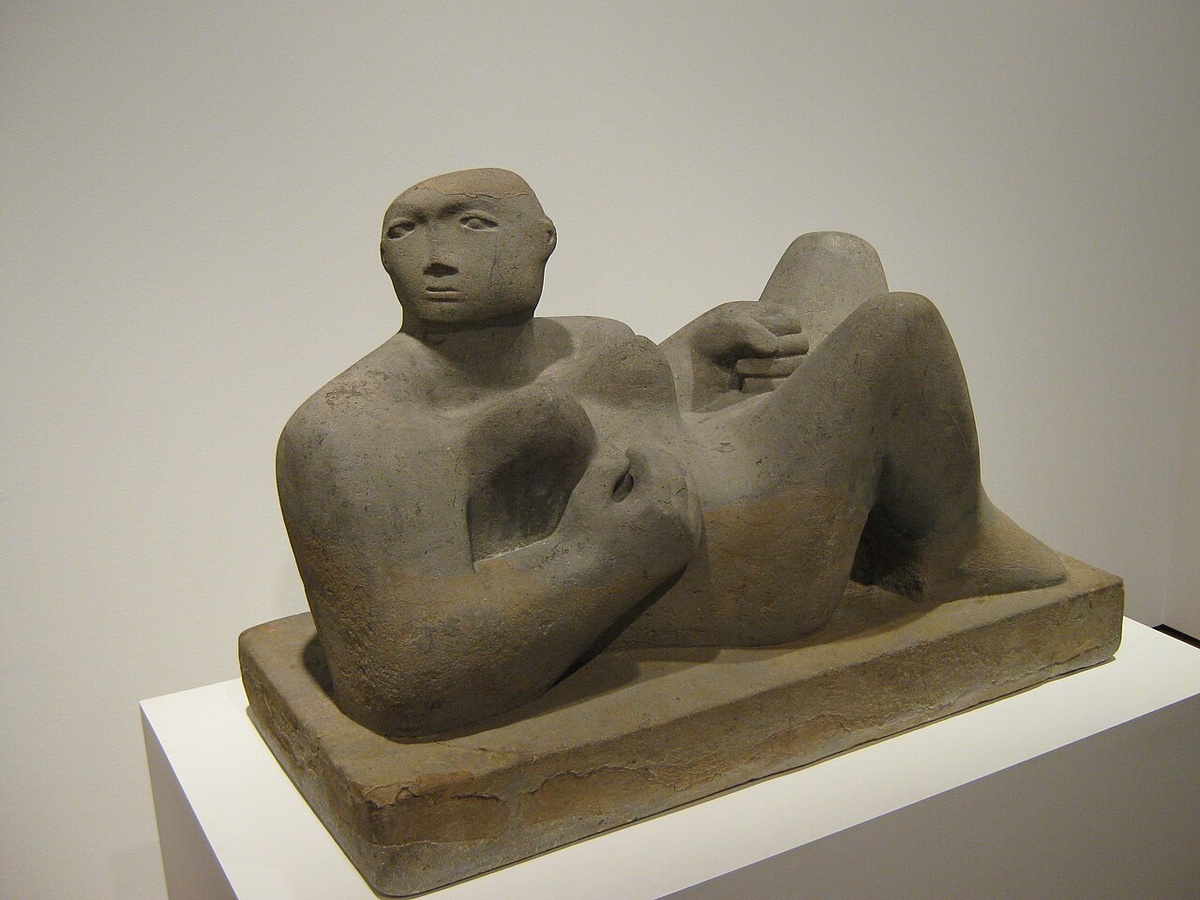 Генри Мур «Полулежащая фигура», 1930 г.
