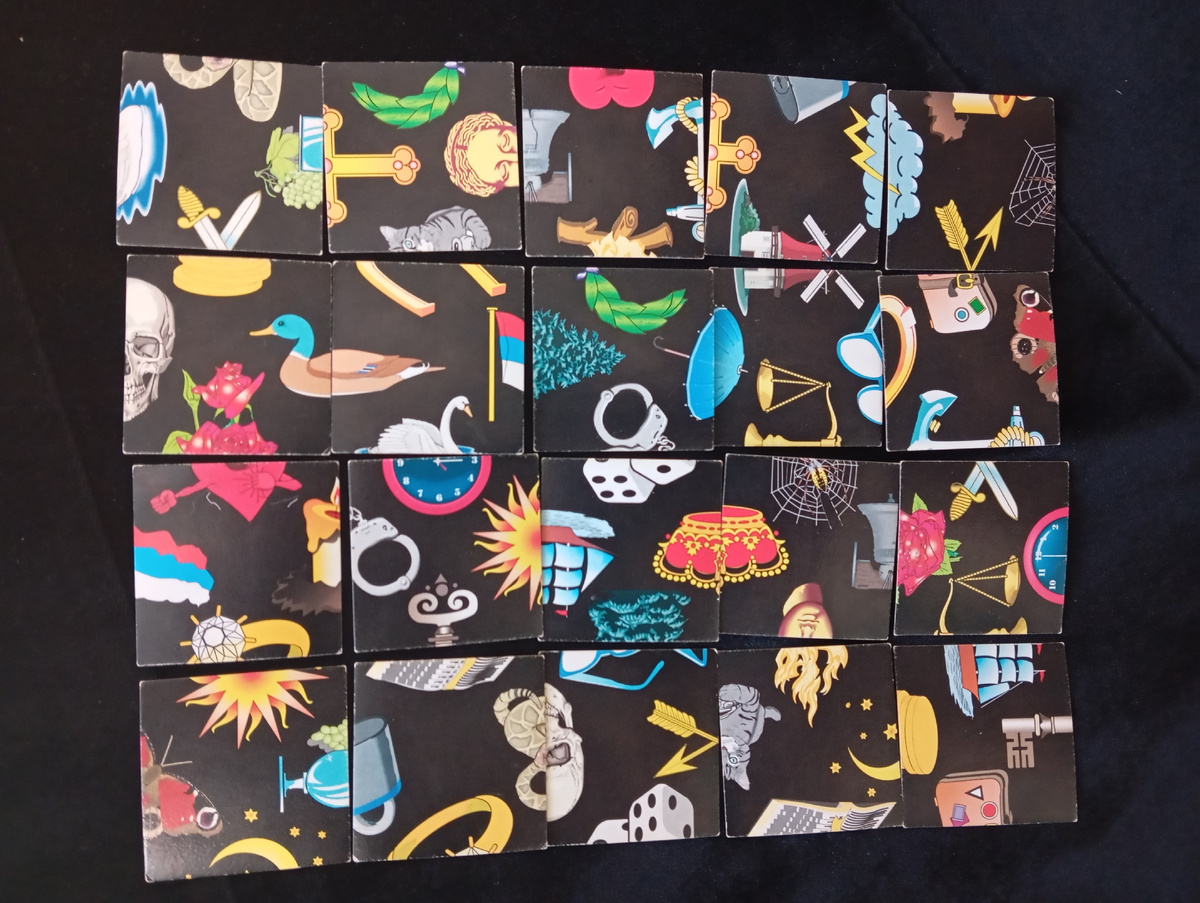 Гадальный Пасьянс для Водолеев на ближайшее будущее