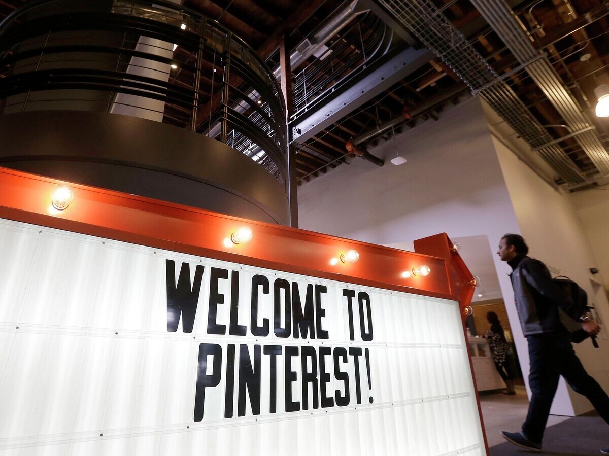    Вывеска в офисе Pinterest в Сан-Франциско | © AP Photo / Jeff Chiu