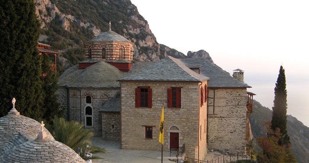 ОТ БЛАЖЕННОЙ КСЕНИИ НА АФОН И КОРФУ: ЧУДЕСА И ПРИКЛЮЧЕНИЯ