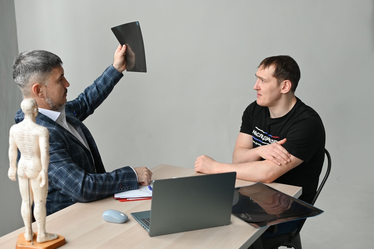 Руслан Камилович Уразбахтин и пациент