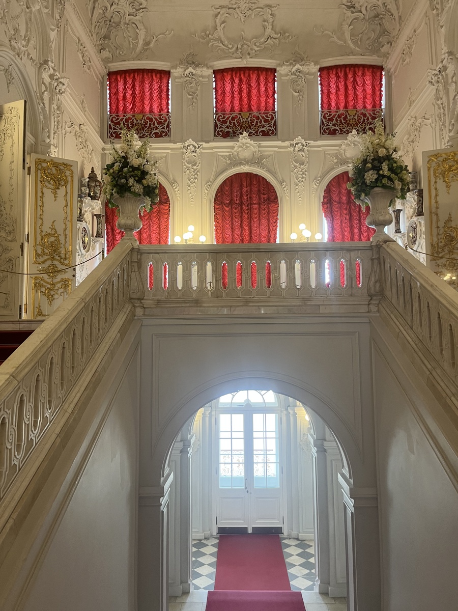 Парадная лестница Екатерининского дворца. Фото автора.