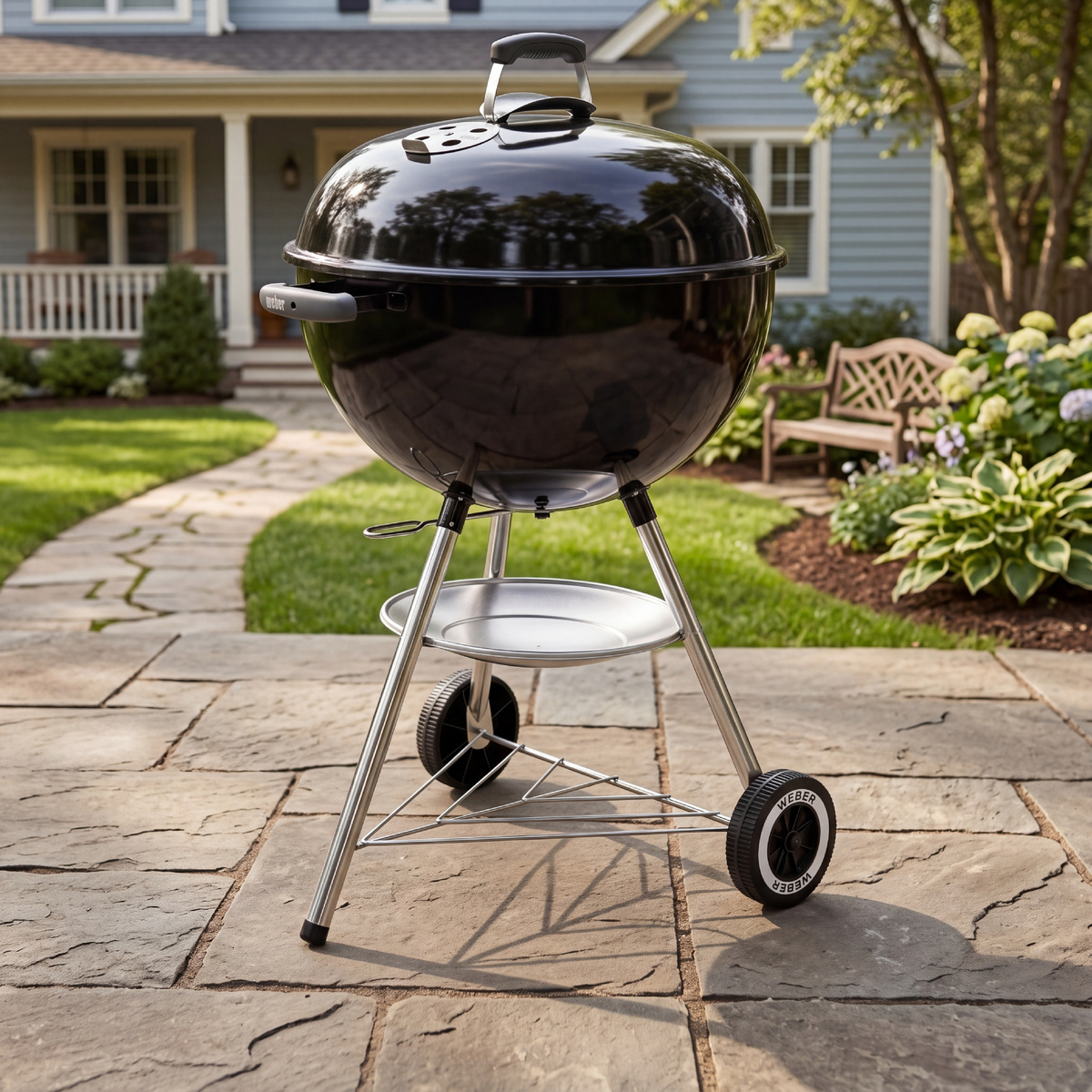 Угольный гриль Weber Classic Kettle 57 см Черный