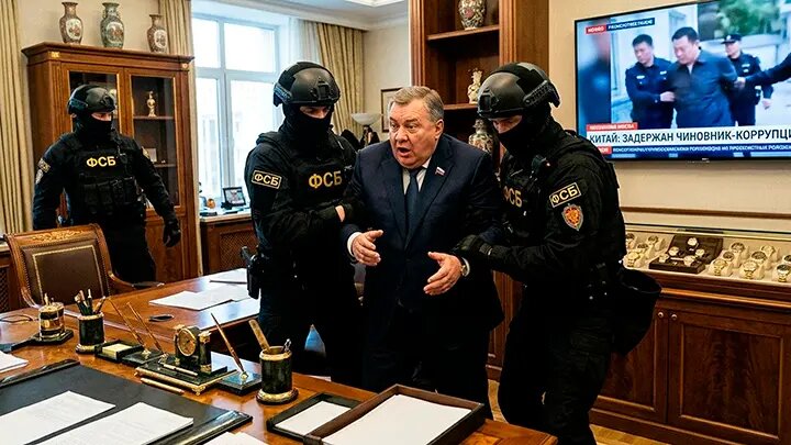 Китайские расстрелы дали осечку в России: "Скрепа", которая спасает чиновников