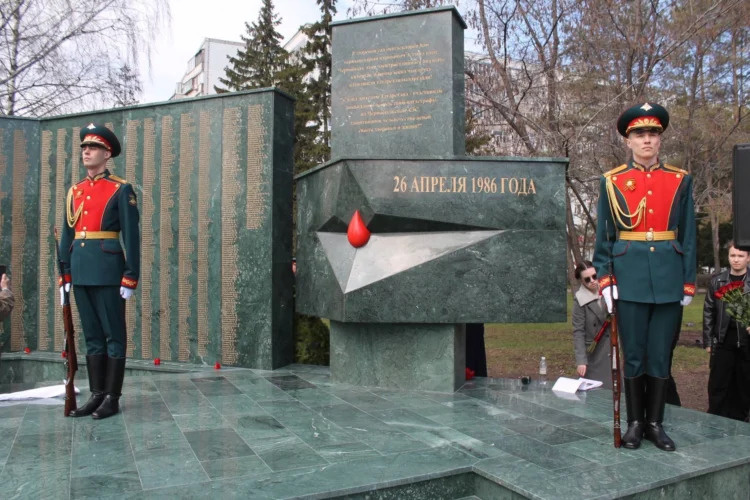В Казани почтили память ликвидаторов аварии на Чернобыльской АЭС