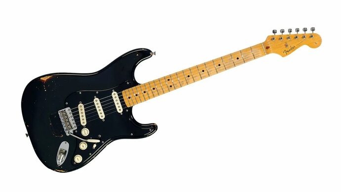  Black Strat (элетрогитара)