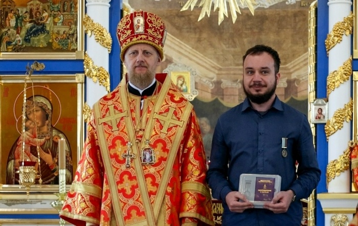        Труды во славу Божию: клинчанин Дмитрий Пауков удостоен церковной награды за реставрацию храма в Угличе