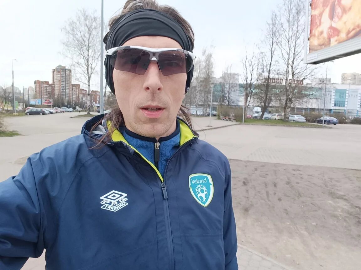 Опять в трех слоях приходится бегать. 