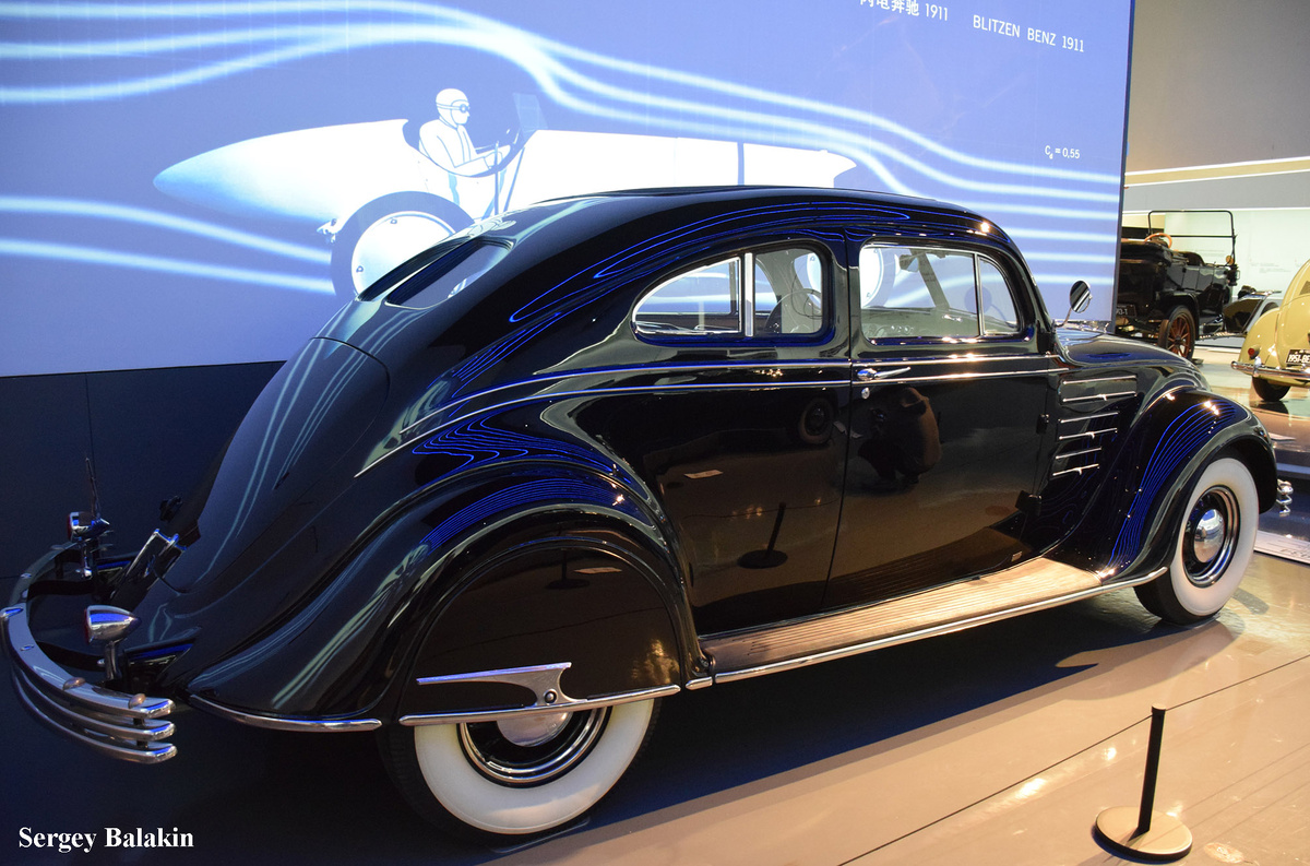 Chrysler Airflow выпуска 1934 г. в экспозиции Шанхайского автомобильного музея (Shanghai Auto Museum). Здесь и далее все фото автора