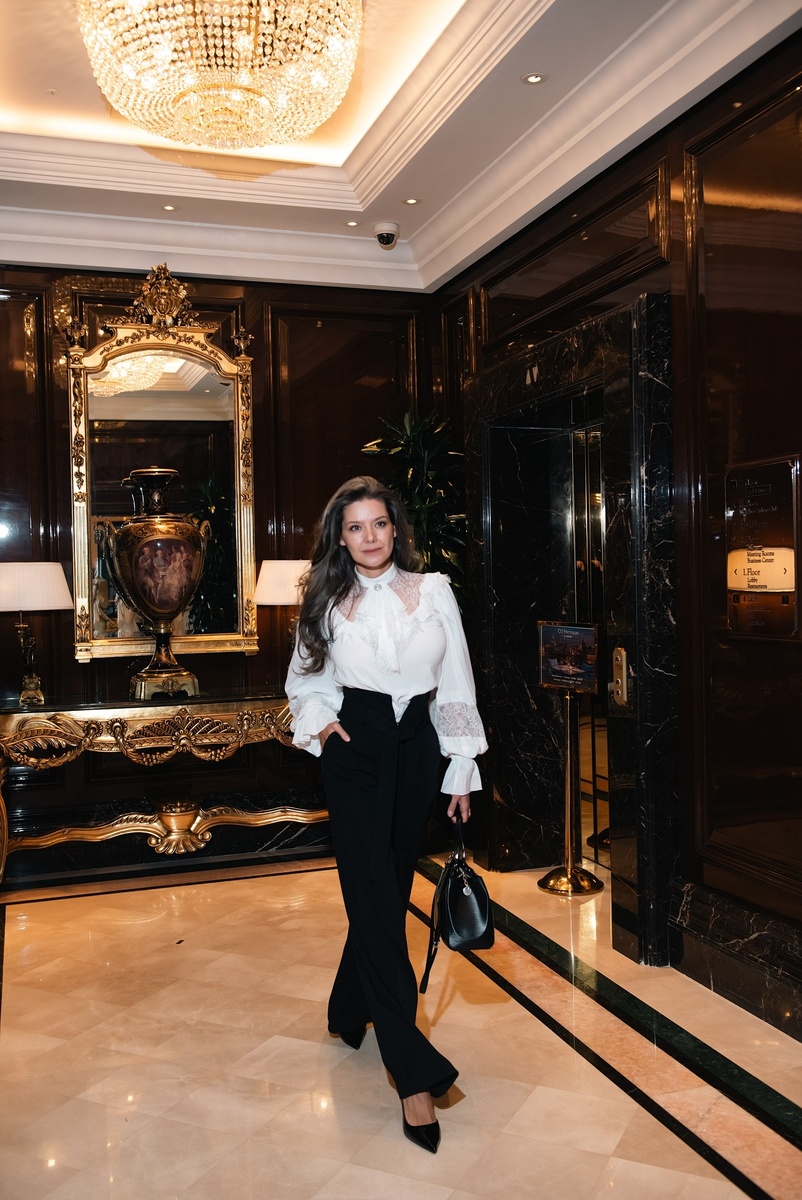 Закрытое собрание в Ritz Carlton