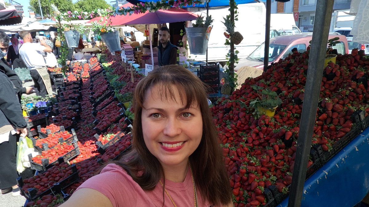 Море клубники!