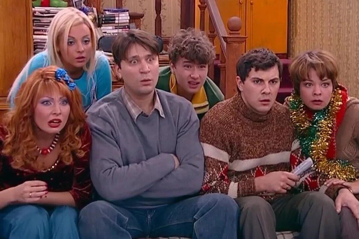    Актеры сериала «Счастливы вместе»: Наталья Бочкарева, Дарья Сагалова, Виктор Логинов, Александр Якин, Алексей Секирин и Юлия Захарова.