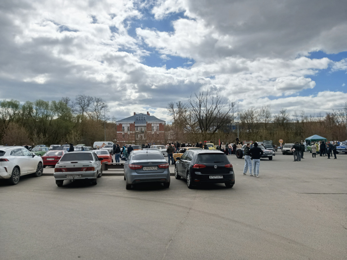 Выставка ретро-автомобилей. Все фото автора. 