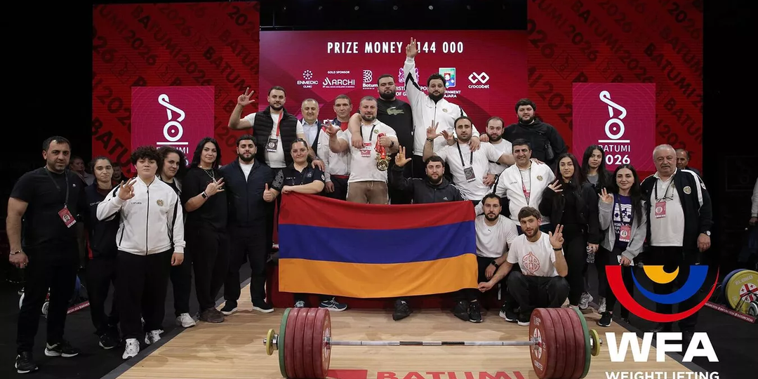 Сборная Армении по тяжелой атлетике стала первой в командном зачете чемпионата Европы в Батуми