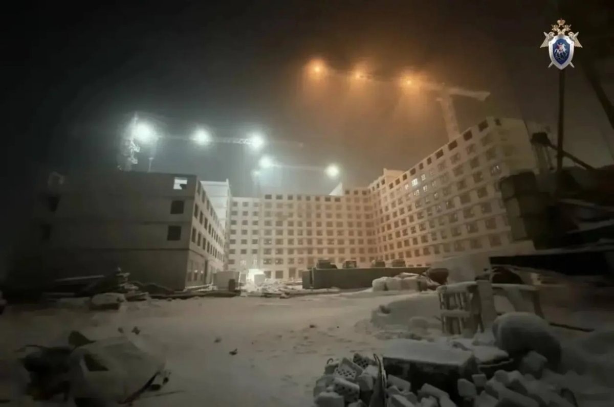    Фото со стройплощадки, где случилось ЧП