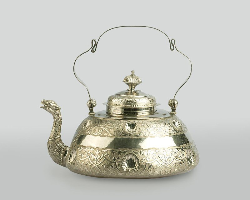 Серебряный чайник, Гамбург, 1700-1716 годы. © Государственный Эрмитаж
