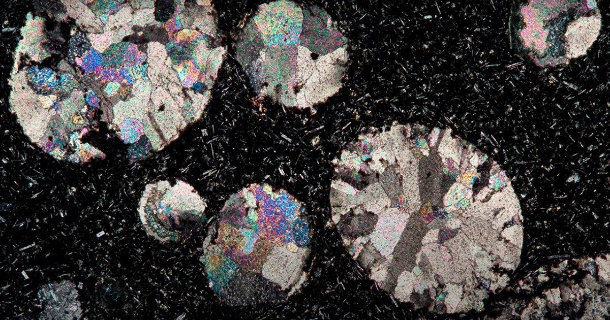 Кадр из видео, опубликованного на YouTube-канале Petrographica.
