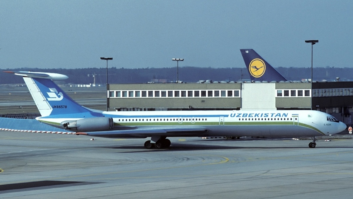 Ил-62М в современном независимом Узбекистане. Ilyushin Il-62M, Uzbekistan Airways. Источник фото: https://upload.wikimedia.org/wikipedia/commons/d/de/Ilyushin_Il-62M%2C_Uzbekistan_Airways_AN1238095.jpg