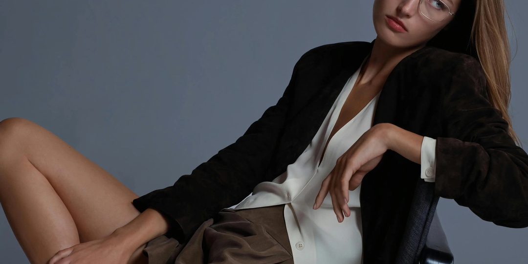 Armani выпустил капсулу архивных образов