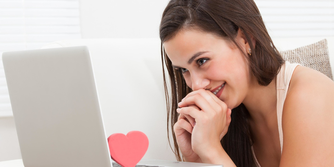 Как лучше знакомиться в интернете: психология, преимущества и реальная история
