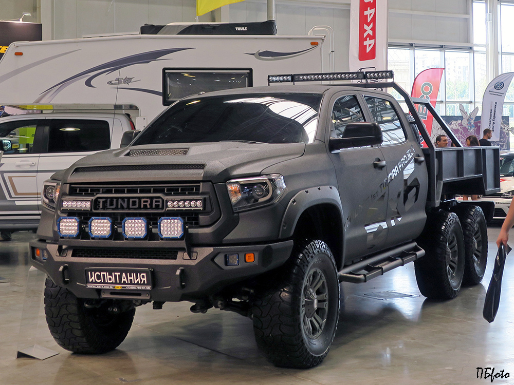 Toyota Tundra 6x6 HERCULES