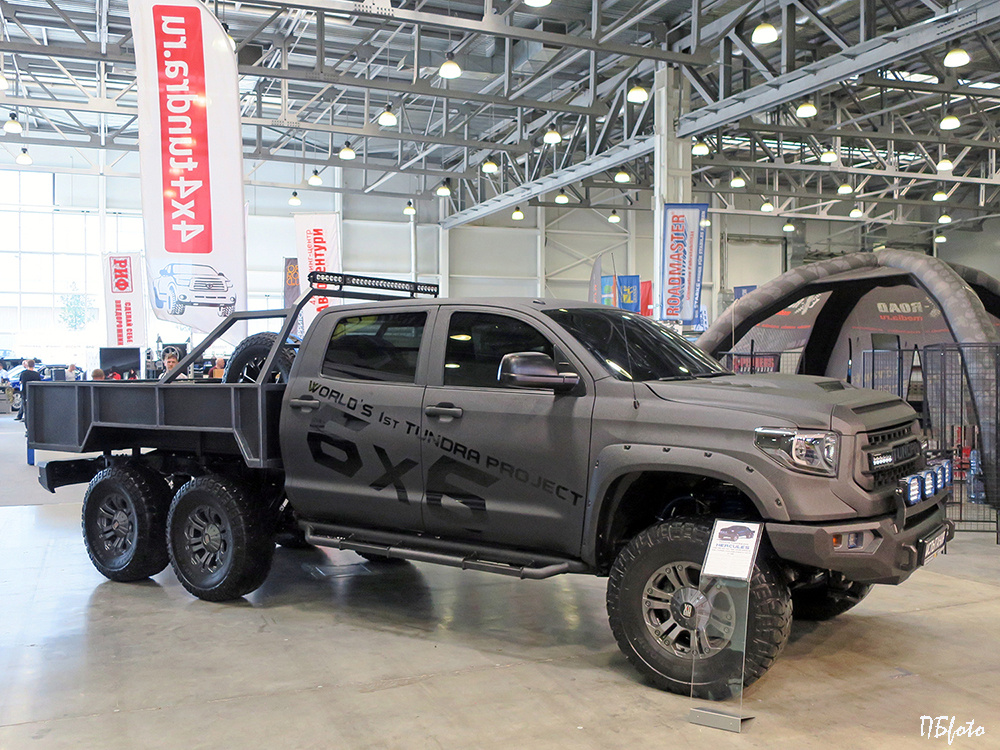Toyota Tundra 6x6 HERCULES
