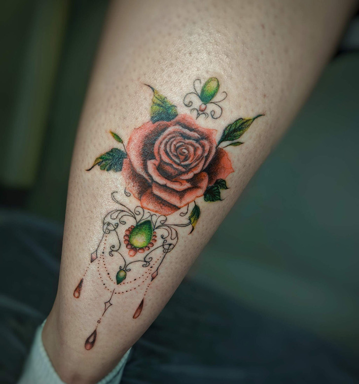 © Karakom