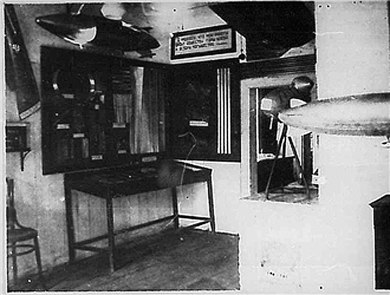 Уголок дирижабля в Доме-музее К.Э. Циолковского. 1937 г.  АРАН Ф.555. Оп.2. ед.хр.164.стр.57