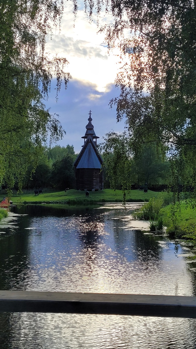 Церковь Спаса Всемилостивого из Фоминского