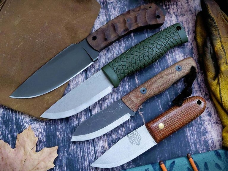 Ножи сверху вниз: Winkler Woodsman, Böker Bronco Mini, Nuge Cub-Muk и Bear Forest Simple 2 