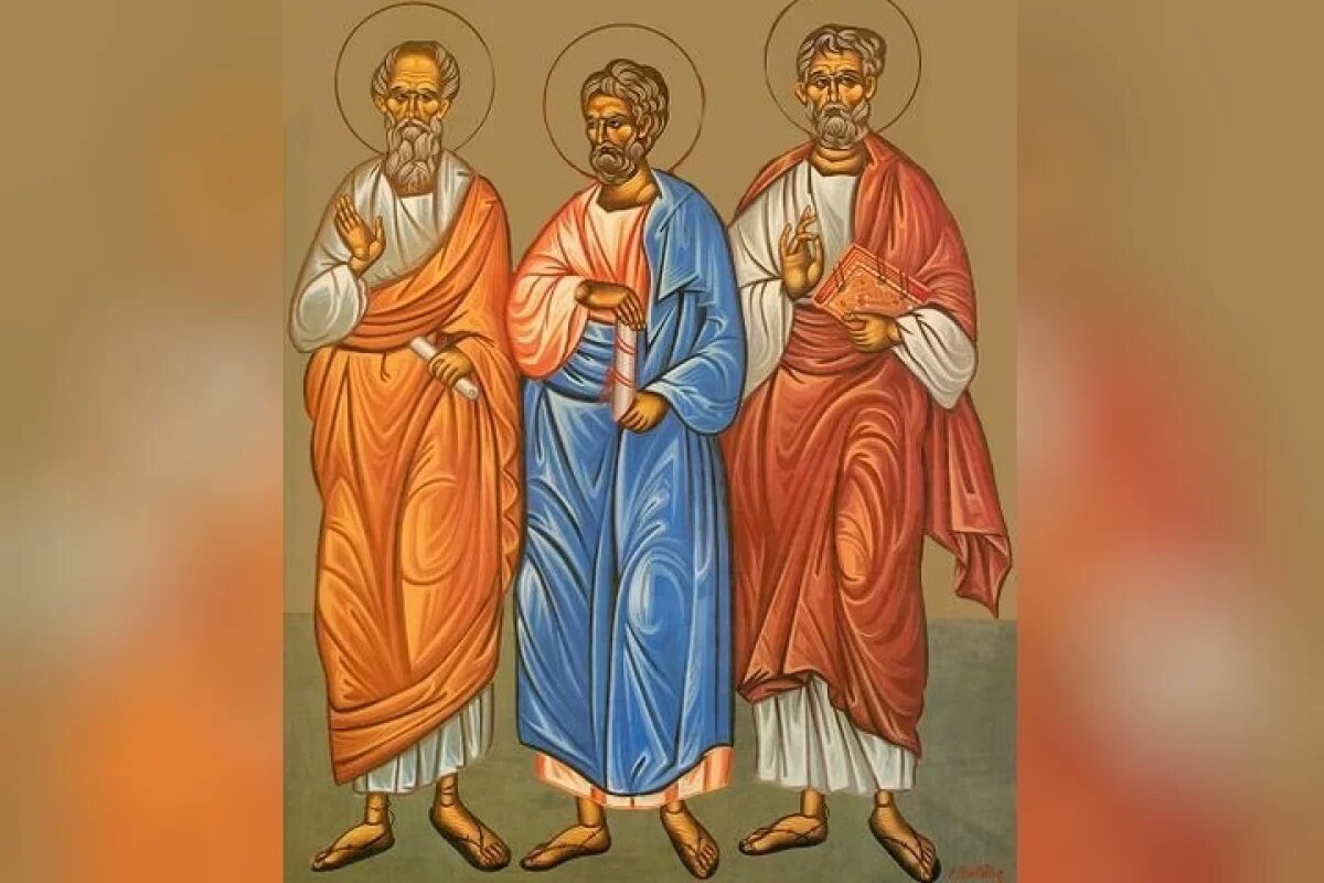    Апостолы Аристарх, Пуд и Трофим.