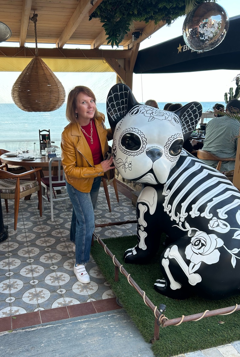 Это чтоб вы знали, как выглядит автор, хотя тоже можно подумать, что это мем. Собачка достаточно грибная) (фото из архива автора)