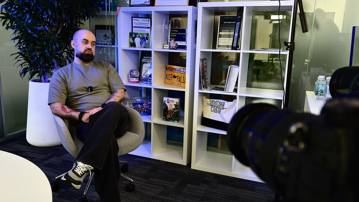 «Был и буду фанатом Dota 2»: интервью с CEO VK Play Александром Михеевым