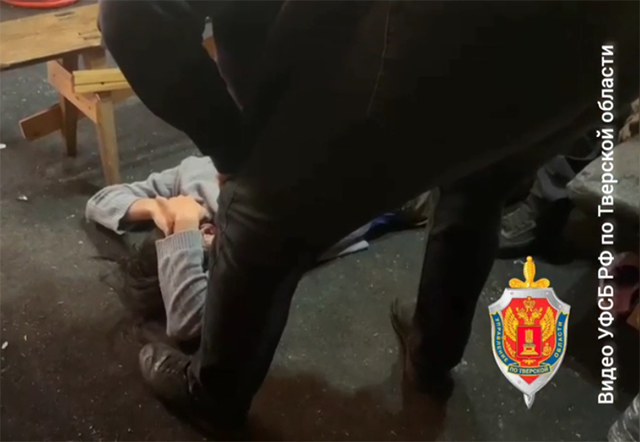 В Твери подпольных изготовителей мефедрона осудили на 15,5 и 16,5 лет