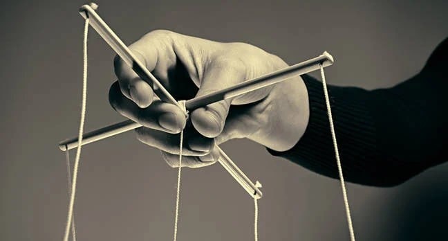 Реклама, которую невозможно заметить: чат-боты манипулируют в 3 раза эффективнее поиска