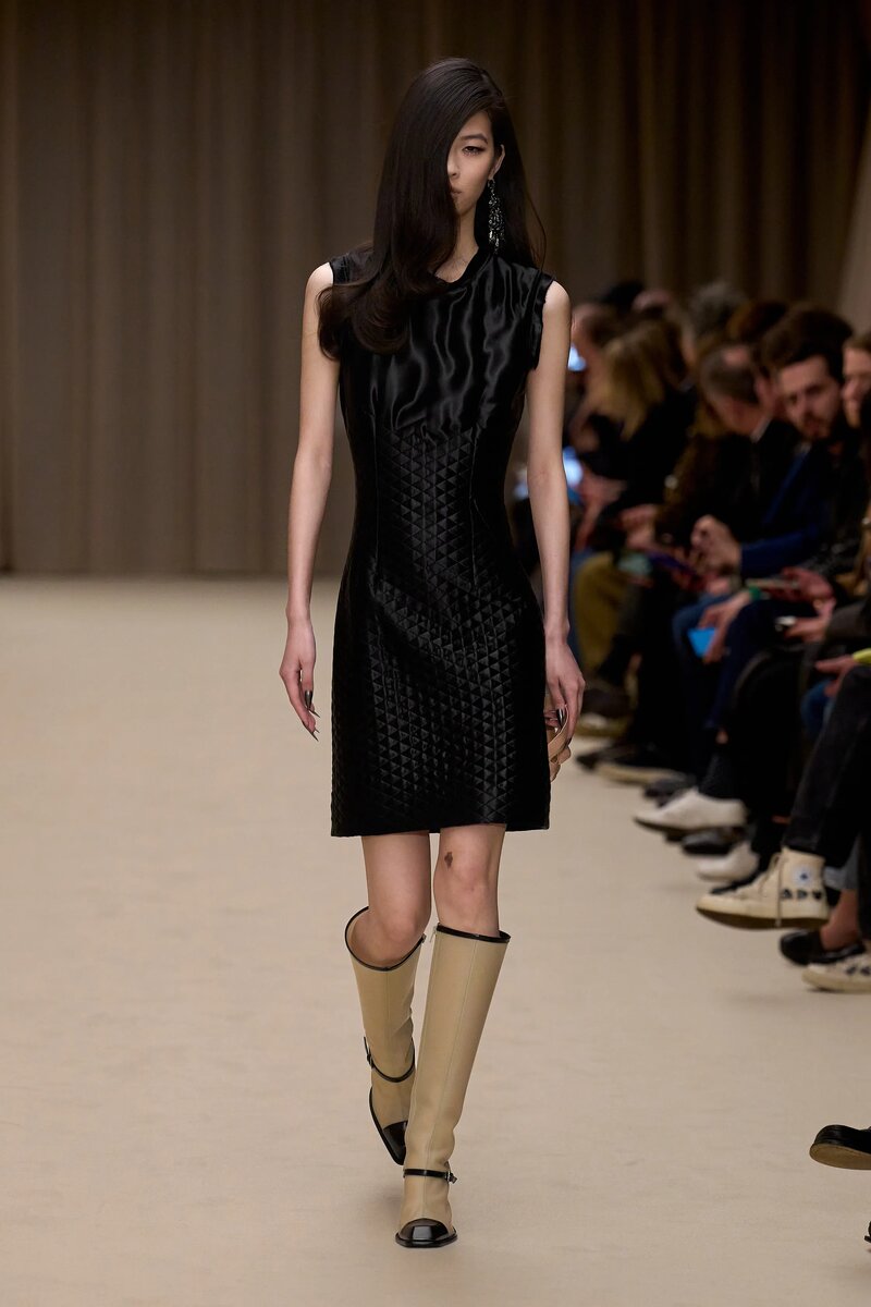 McQueen Fall 2026 Ready-To-Wear