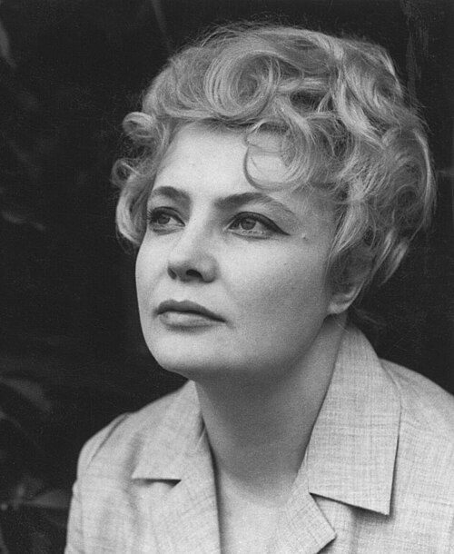 Доронина в 1968 году. Уже здесь видно главное: её красота держалась не на «миловидности», а на характере.