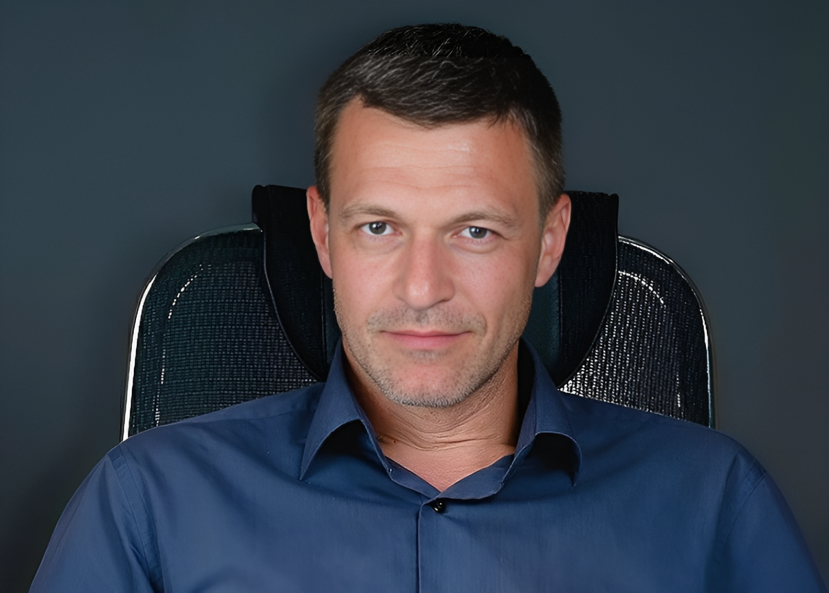 Константин Стрельников