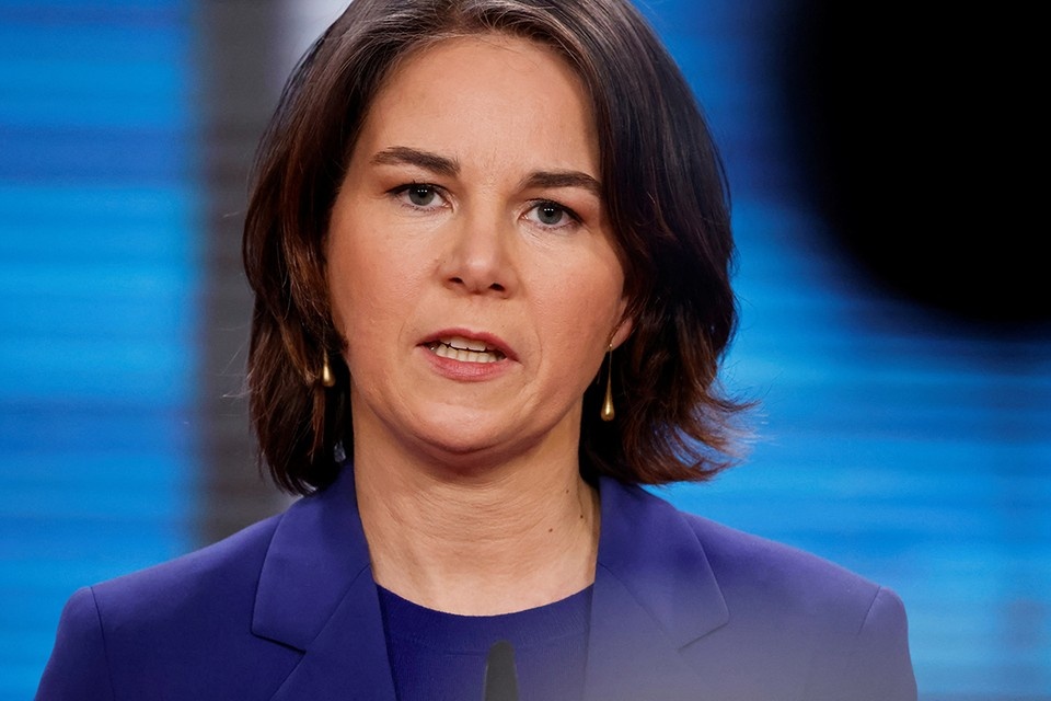    Анналена Бербок пробежала полумарафон в США. REUTERS