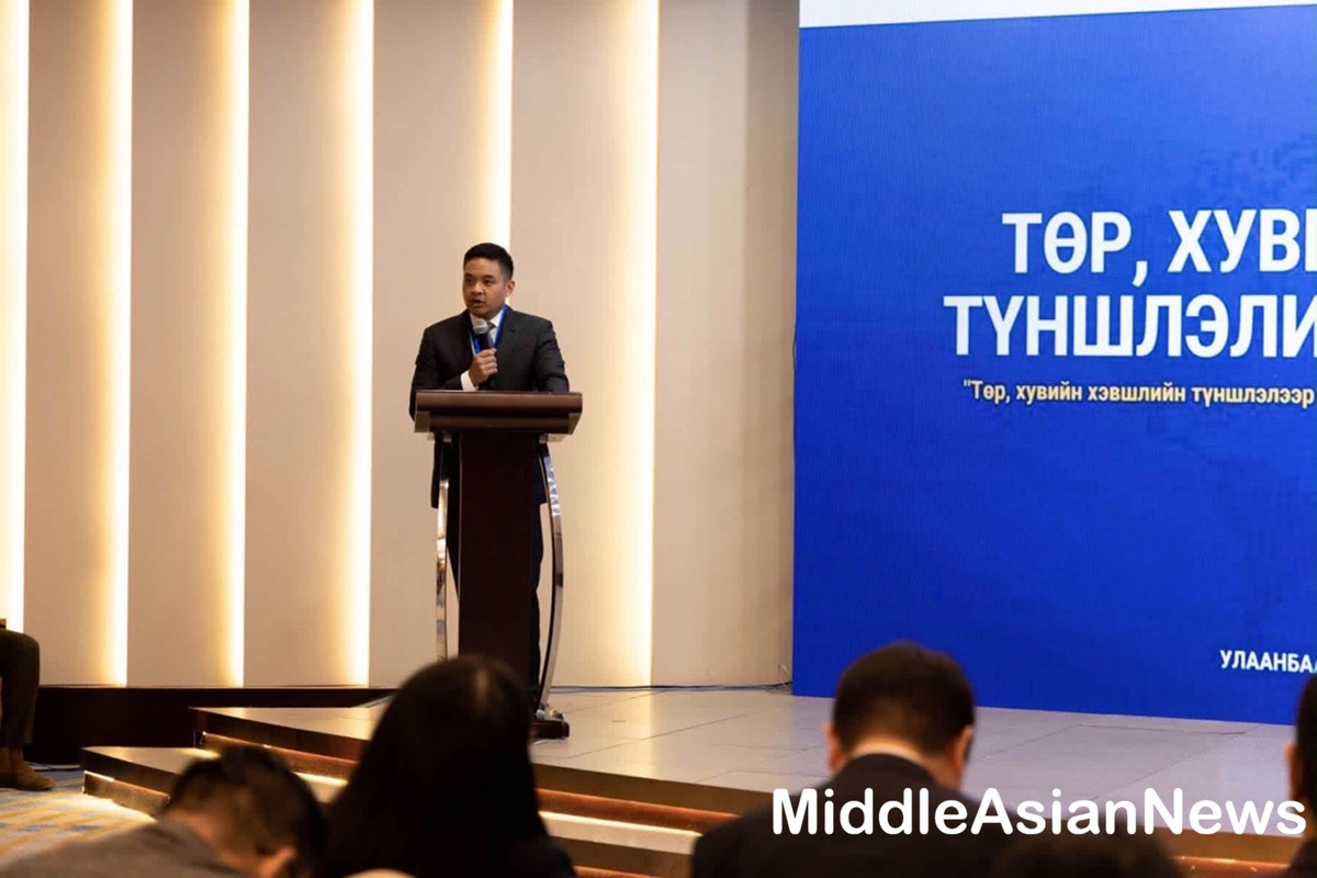 Посол США Ричард Буанган