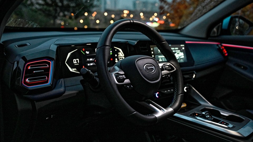 В Иркутске продают Bentley Flying Spur за 27 миллионов рублей