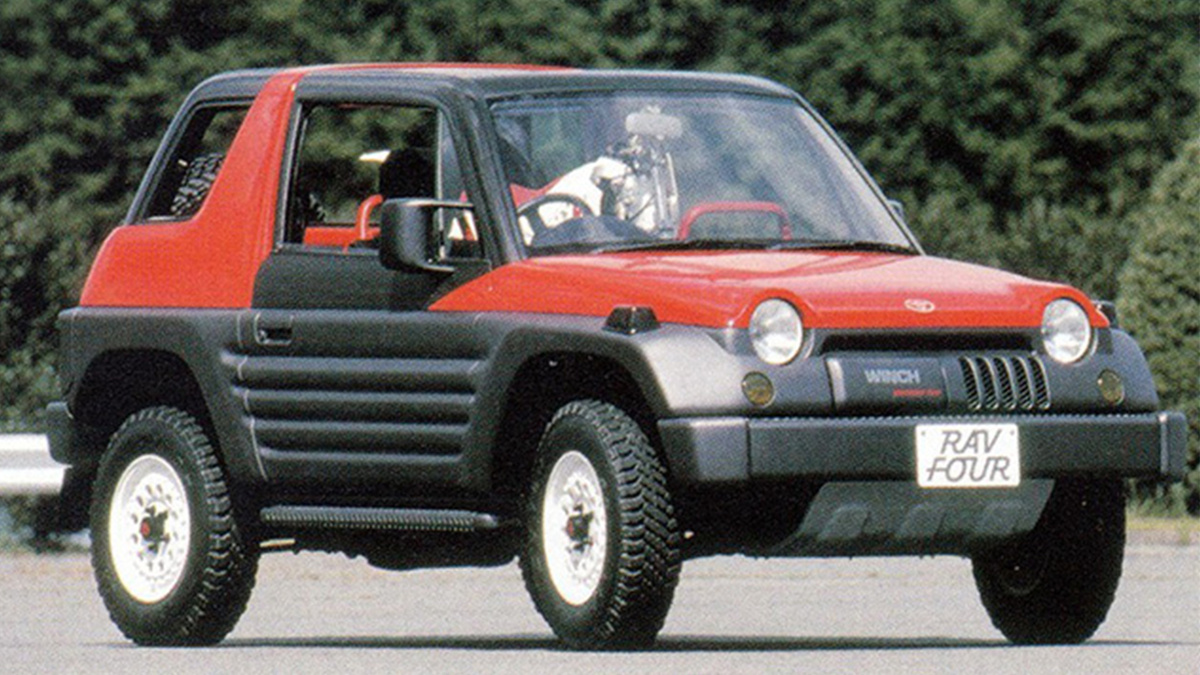 Таким прототип RAV Four предстал перед посетителями Токийской автовыставки в 1989 году
