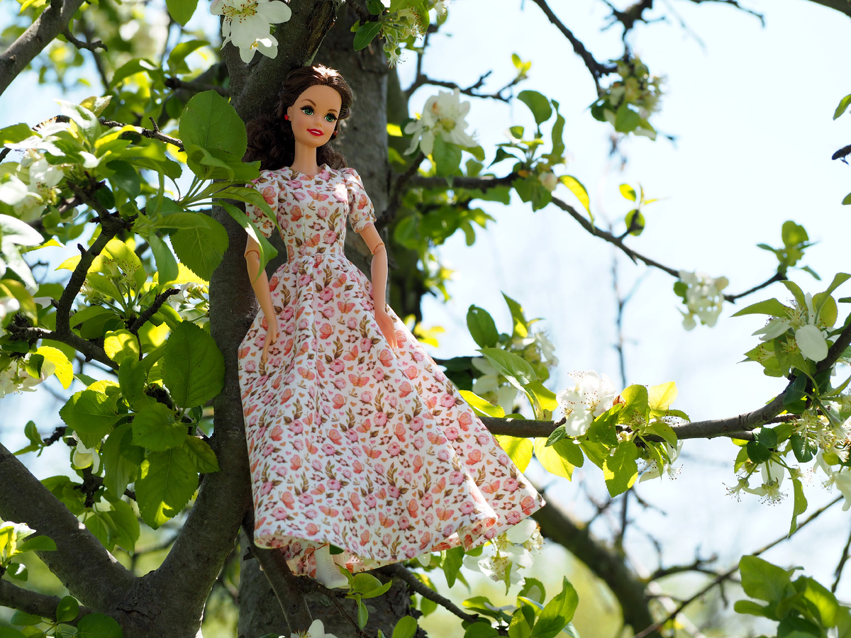 Barbie Scarlett O'Hara.