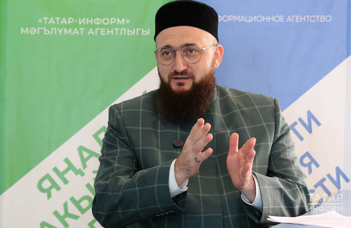 Камиль Самигуллин: «У татарстанской уммы за прошедший год есть такие достижения, которые можно считать прорывными. Из последних – госаккредитация нашего Комитета по стандарту халяль»Фото: © Султан Исхаков / «Татар-информ»