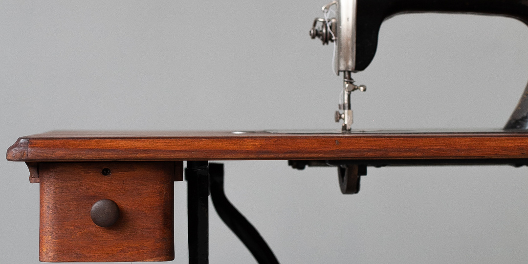 Восстанавливаем 100-летнюю швейную машину