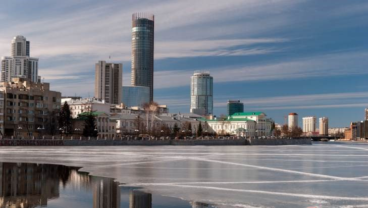 Расцветаем в бетонном лесу мы...